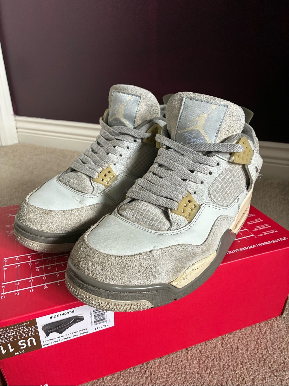 Jordan 4 Retro SE Craft Photon Dust
